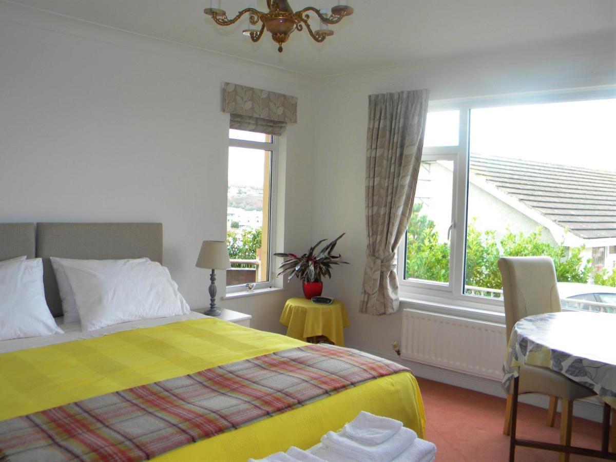 Rhoslan Bed & Breakfast Fishguard Exterior photo